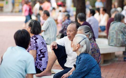 深度老龄社会提前到来，这个群体成为养老改革最大变量_凤凰网